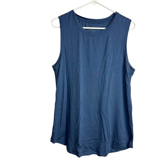 None - Picture 2 of 12